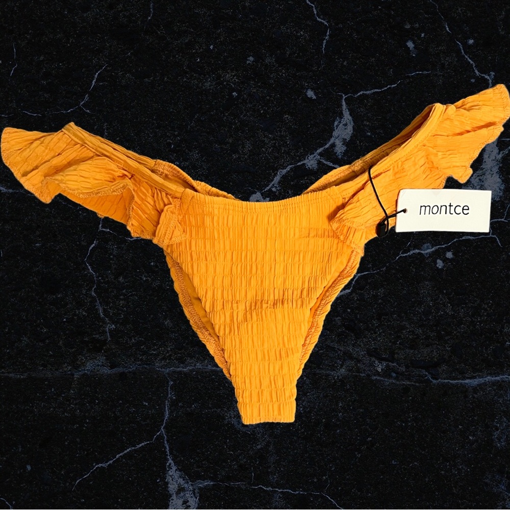 Mari Scrunch Ruffle Uno Bikini Bottom